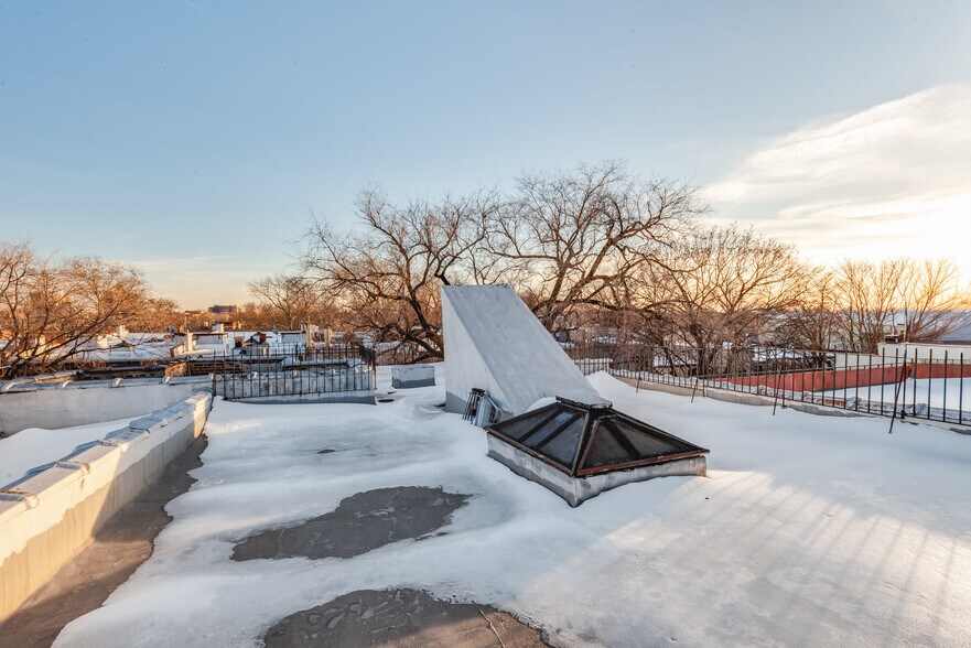 More Photos Of 898 Hancock St, Brooklyn Apartments For Sale