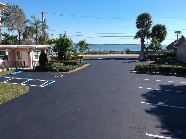 Primary Photo Of 3670 NE Indian River Dr, Jensen Beach Rehabilitation Center For Lease