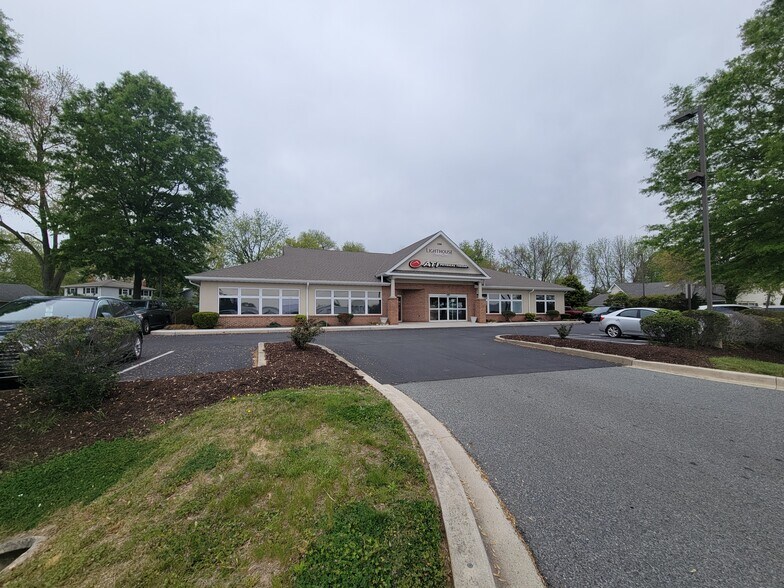 More Photos Of 1288 S Governors Ave, Dover Medical For Lease