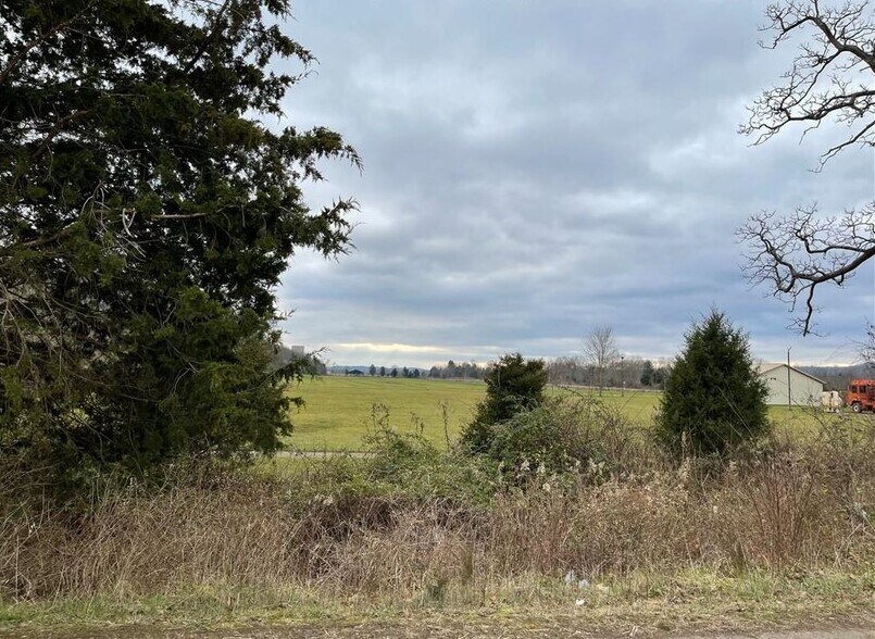 More Photos Of 5700 Charleston Rd, Leon Land For Sale