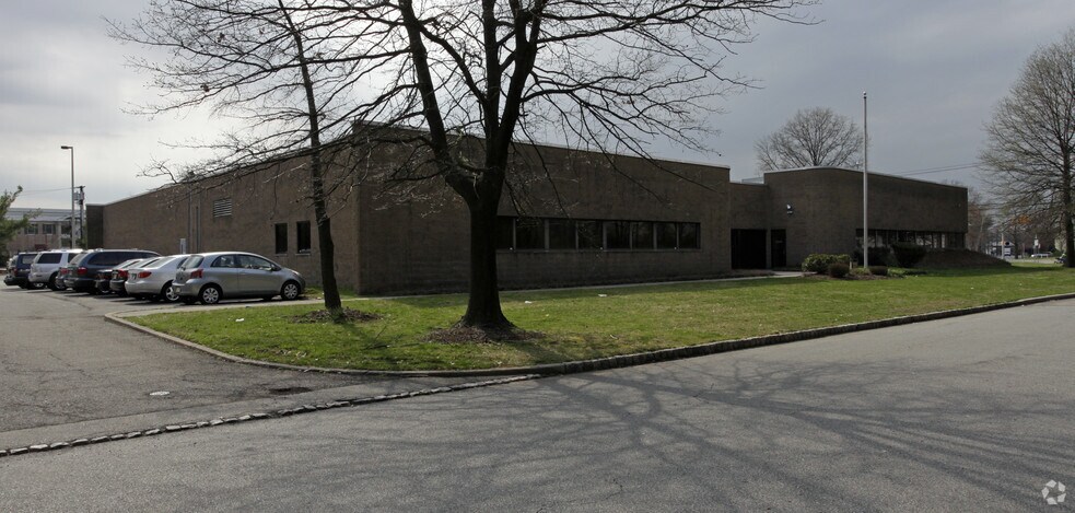 More Photos Of 264 Passaic Ave, Fairfield Office For Lease