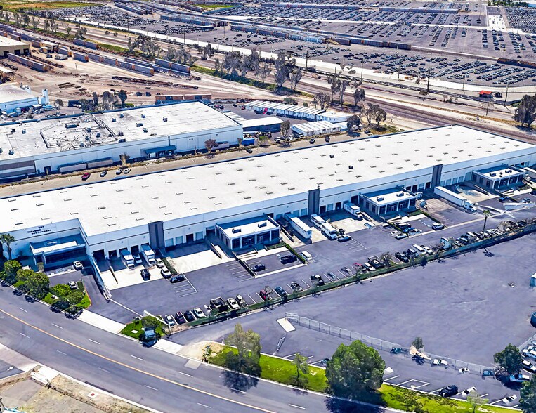 More Photos Of 10888 San Sevaine Way, Jurupa Valley Distribution For Lease