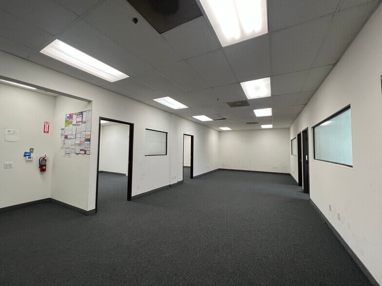 More Photos Of 17533-17539 Rowland St, Rowland Heights Warehouse For Lease