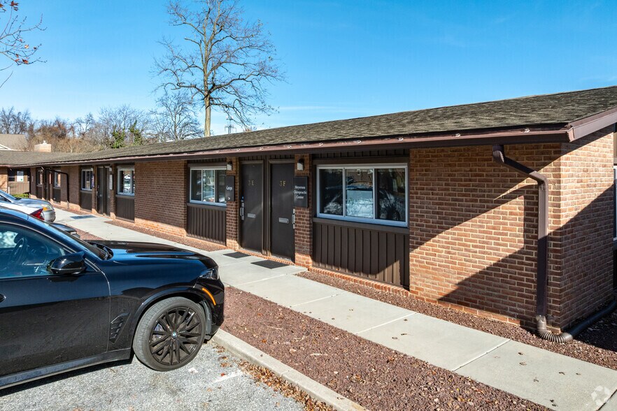 More Photos Of 9051 Baltimore National Pike, Ellicott City Medical For Lease