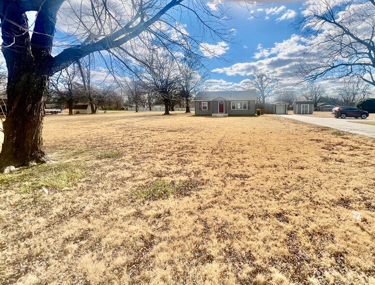 More Photos Of 409 W Washington St, Broken Arrow Land For Sale