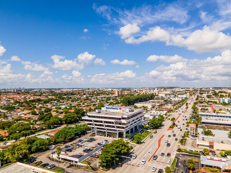 More Photos Of 900 W 49th St, Hialeah Medical For Sale