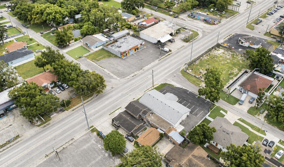 More Photos Of 1202 W Waters Ave, Tampa Storefront Retail Office For Lease
