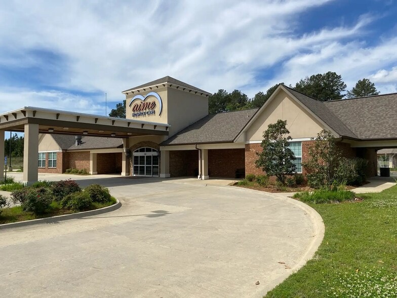 More Photos Of 104 Mbl Bank Dr, Minden Assisted Living For Sale