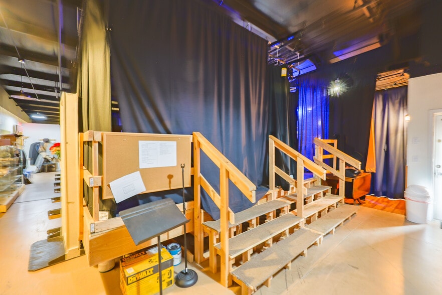 More Photos Of 290-292 N Huachuca Blvd, Huachuca City Restaurant For Sale