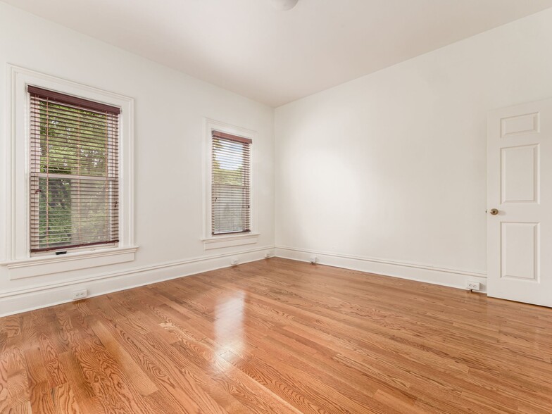 More Photos Of 857 S High St, Columbus Office Residential For Sale