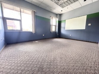 More Photos Of 5425 E Bell Rd, Scottsdale Medical For Lease