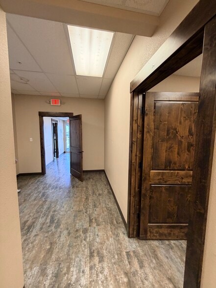 More Photos Of 1088 N Robertson Rd, Casper Flex For Sale