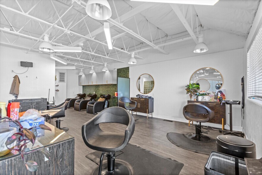 More Photos Of 123 Mt Rose St, Reno General Retail For Sale