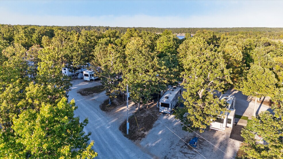 More Photos Of 670 SE 803rd Rd, Clinton Marina For Sale