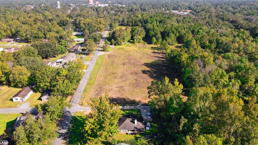 More Photos Of 807 Moran st, Bay Minette Land For Lease