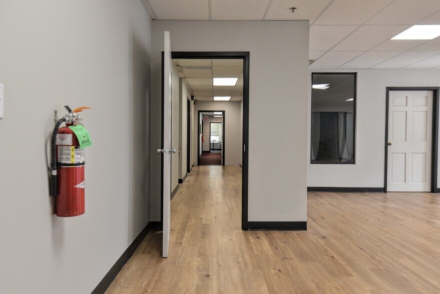 More Photos Of 2 Forest Ave, Oradell Medical For Sale