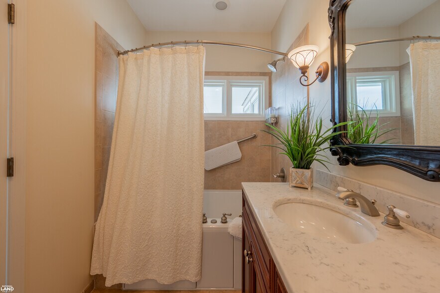 More Photos Of 125 River Ridge Dr, Pearisburg Hospitality For Sale