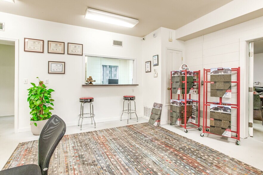 More Photos Of 5421 Stokes St, Milton Office For Sale