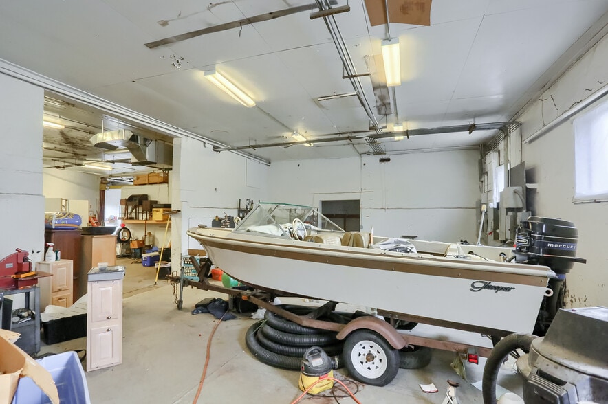 More Photos Of 97 Helen St, McKees Rocks Warehouse For Sale
