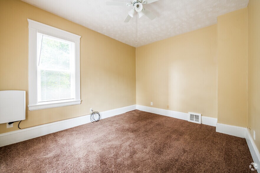 More Photos Of 2050 E 125 St, Cleveland Apartments For Sale