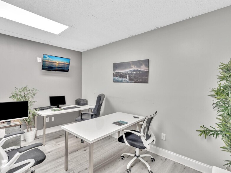 More Photos Of 6175 NW 153rd St, Miami Lakes Medical For Lease
