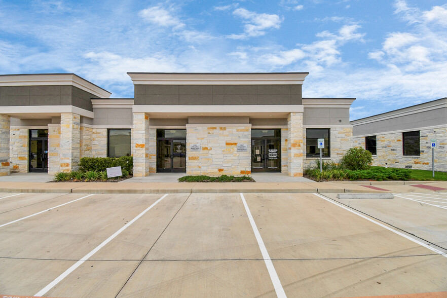 Primary Photo Of 3129 Kingsley Dr, Pearland Medical For Lease