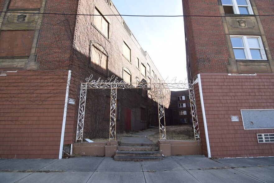 More Photos Of 14012 Lakeshore Blvd, Cleveland Apartments For Sale