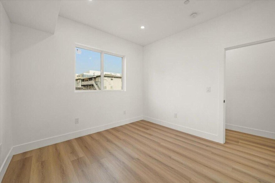More Photos Of 910 Hudson ave, Los Angeles Apartments For Sale
