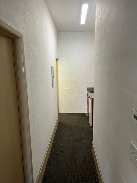 More Photos Of 5801-5817 Mission St, San Francisco Apartments For Lease