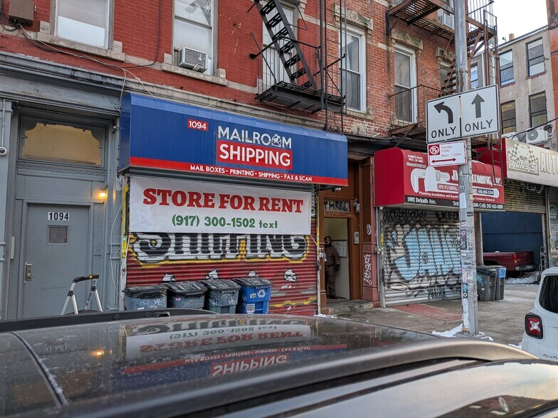 Primary Photo Of 1094 Dekalb Ave, Brooklyn Apartments For Lease