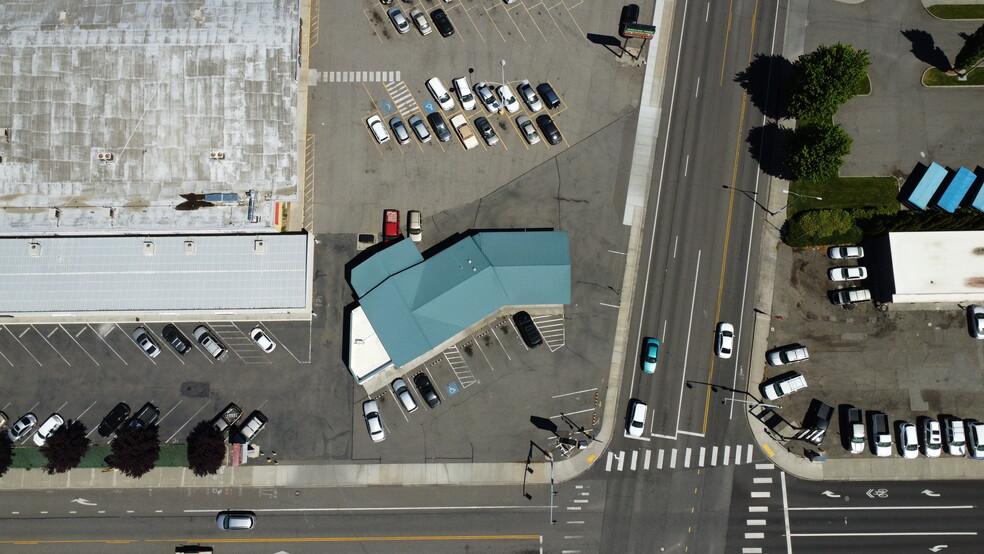 More Photos Of 1301 Jadwin Ave, Richland Unknown For Lease