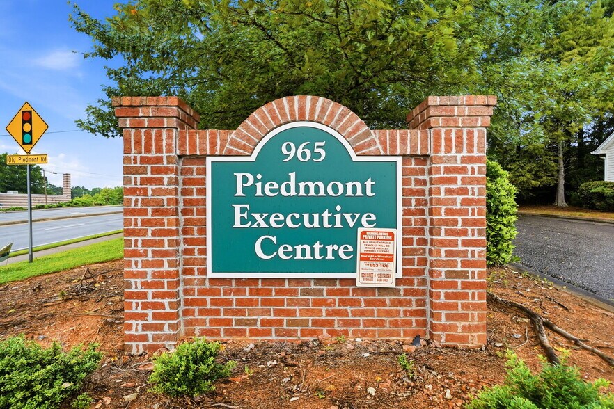 More Photos Of 965 Piedmont Rd NE, Marietta Office For Lease