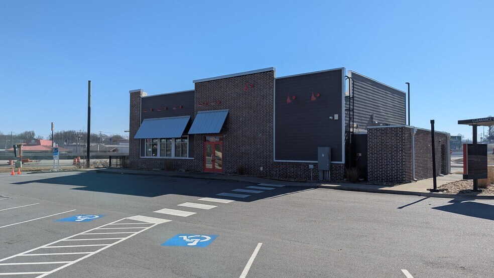 More Photos Of 1870 John Harden Dr, Jacksonville Freestanding For Lease