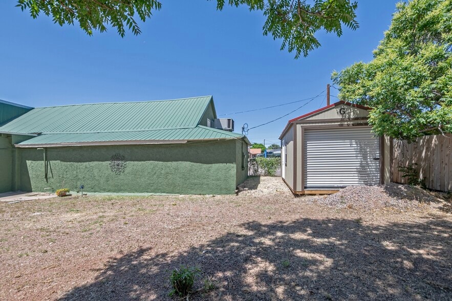 More Photos Of 520 W Main St, Payson Storefront Retail Residential For Sale
