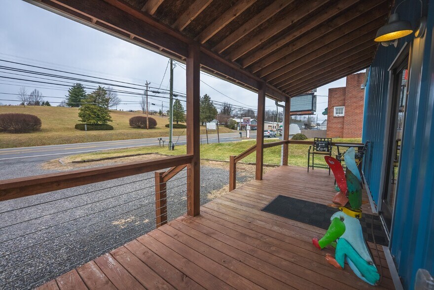 More Photos Of 19462 Lee Hwy, Abingdon General Retail For Sale