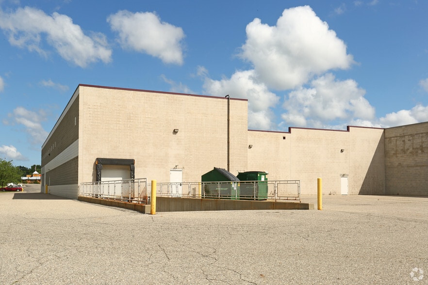 More Photos Of 4135 Miller Rd, Flint Freestanding For Lease