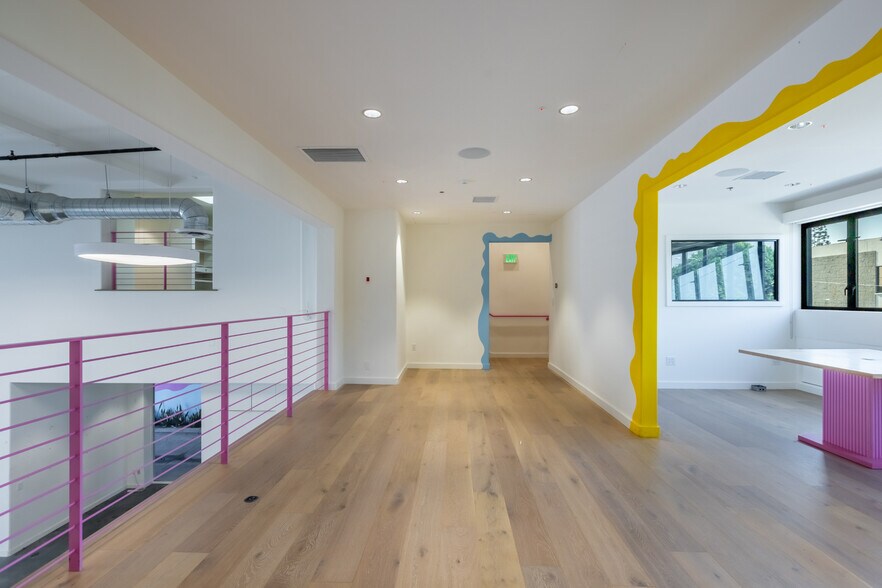 More Photos Of 3058 N Lima St, Burbank Warehouse For Sale