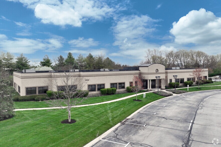 More Photos Of 3021 E 98th St, Indianapolis Unknown For Lease