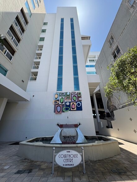 More Photos Of 1990 Main St, Sarasota Loft Creative Space For Lease