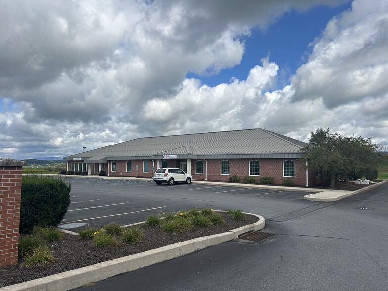 Primary Photo Of 5 Corporate Dr, Bedford Office For Lease