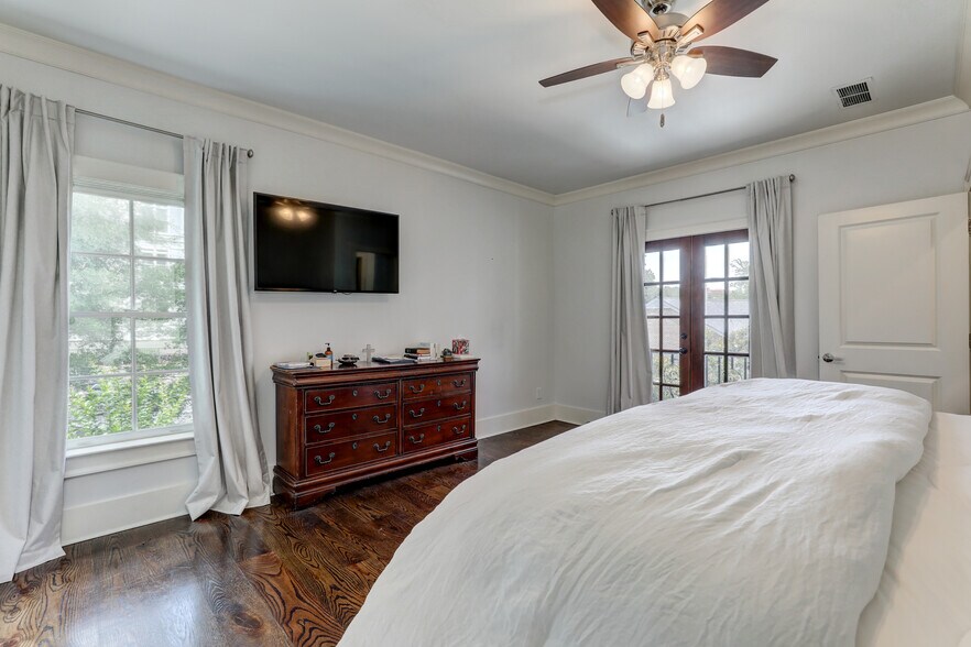 More Photos Of 2972 Lookout Pl NE, Atlanta Office Residential For Sale