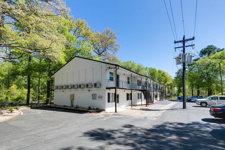 More Photos Of 37 Labrook Dr, Richmond Apartments For Sale