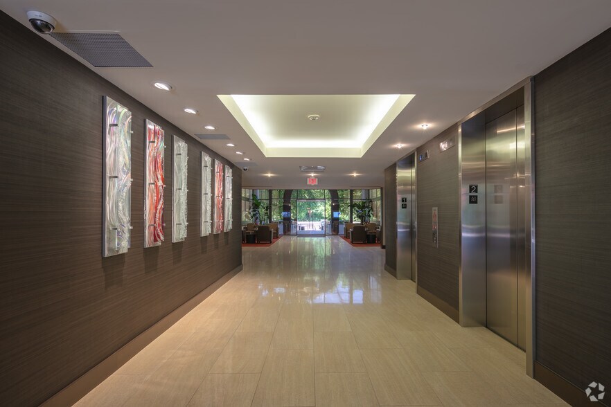 More Photos Of 6600 Peachtree Dunwoody Rd NE, Atlanta Office For Lease