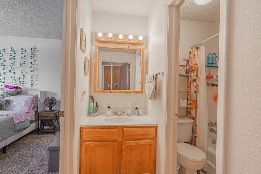 More Photos Of 1380 19th St, Boulder Apartments For Sale