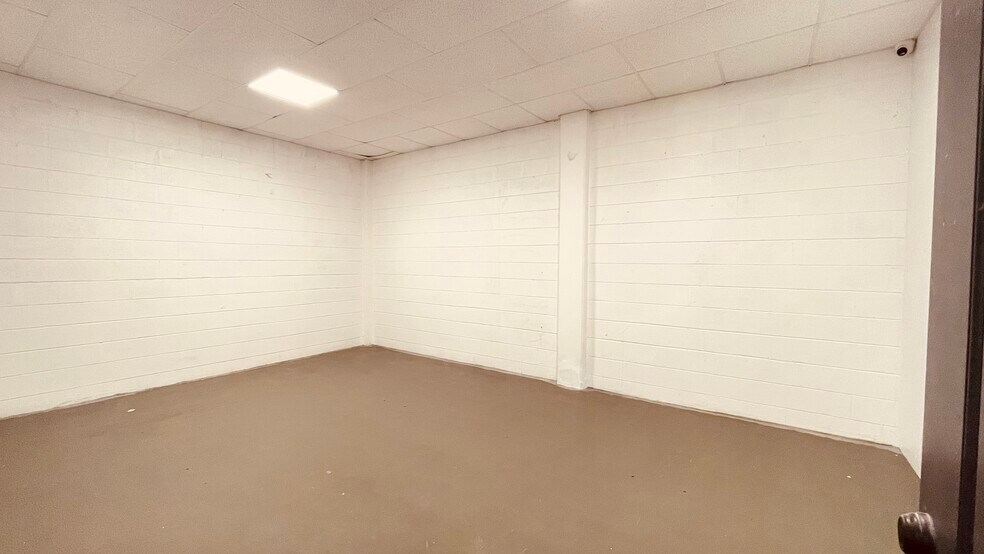 More Photos Of 1620 Orange Ave, Fort Pierce Warehouse For Sale