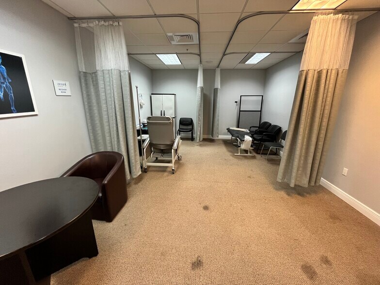 More Photos Of 8501 SW 124th Ave, Miami Medical For Lease