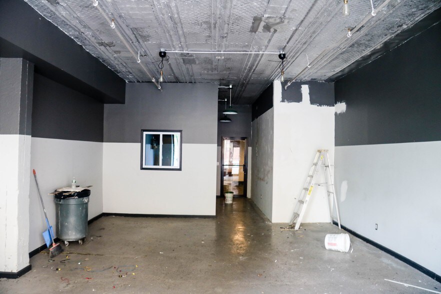 More Photos Of 119 Knickerbocker Ave, Brooklyn Apartments For Lease