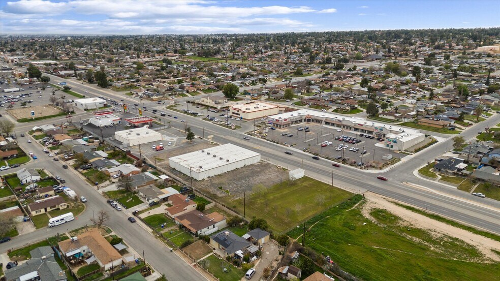 More Photos Of 6701 Niles St, Bakersfield Daycare Center For Sale