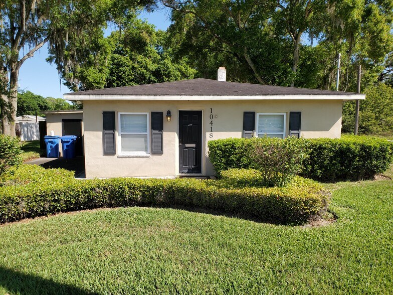 More Photos Of 10418 Bloomingdale Ave, Riverview Office Residential For Sale