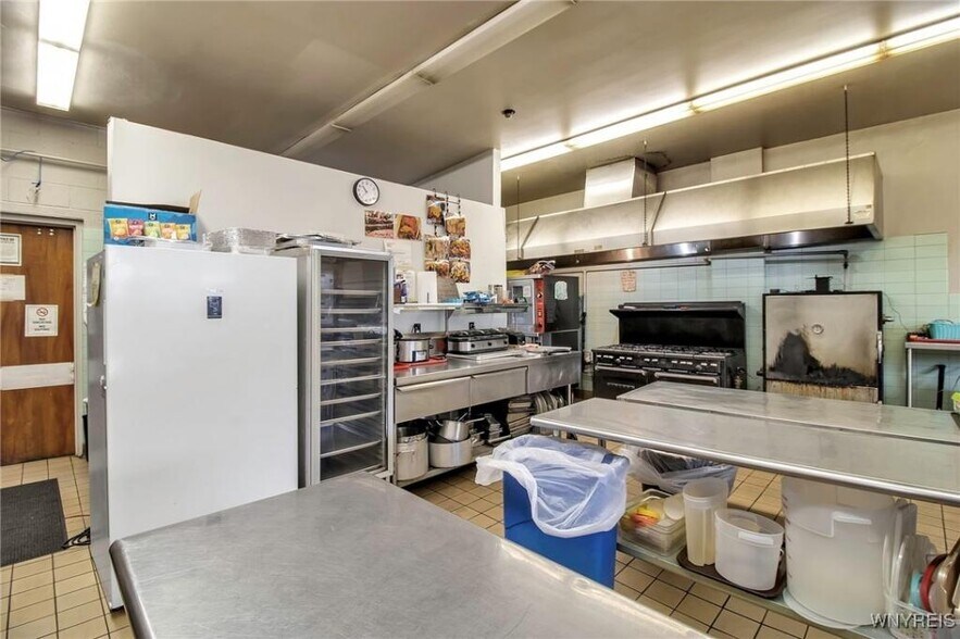 More Photos Of 115 Gold St, Buffalo Religious Facility For Sale